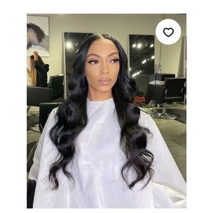 U Part Brazilian Wig 18 inches never been worn. Size small 20.5 inch